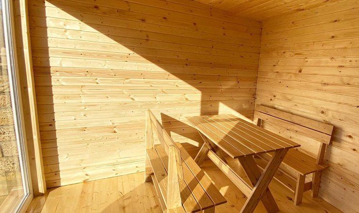 Пансионат "Dublin & Dolphin" / "Дублин и Дельфин"