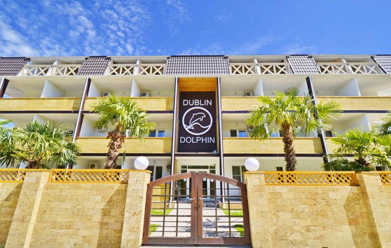 Пансионат "Dublin & Dolphin" / "Дублин и Дельфин"