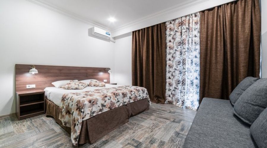 Делюкс 2-местный (с балконом)