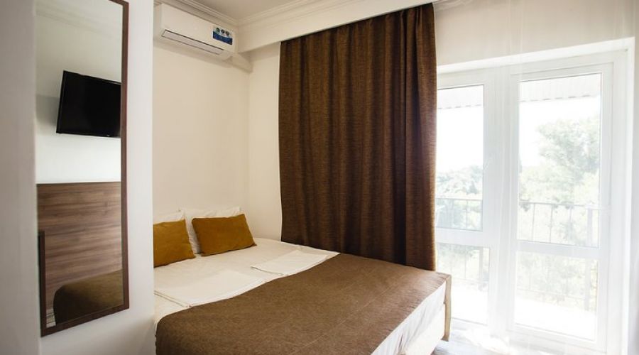 Стандартный 2-местный (мини с балконом)